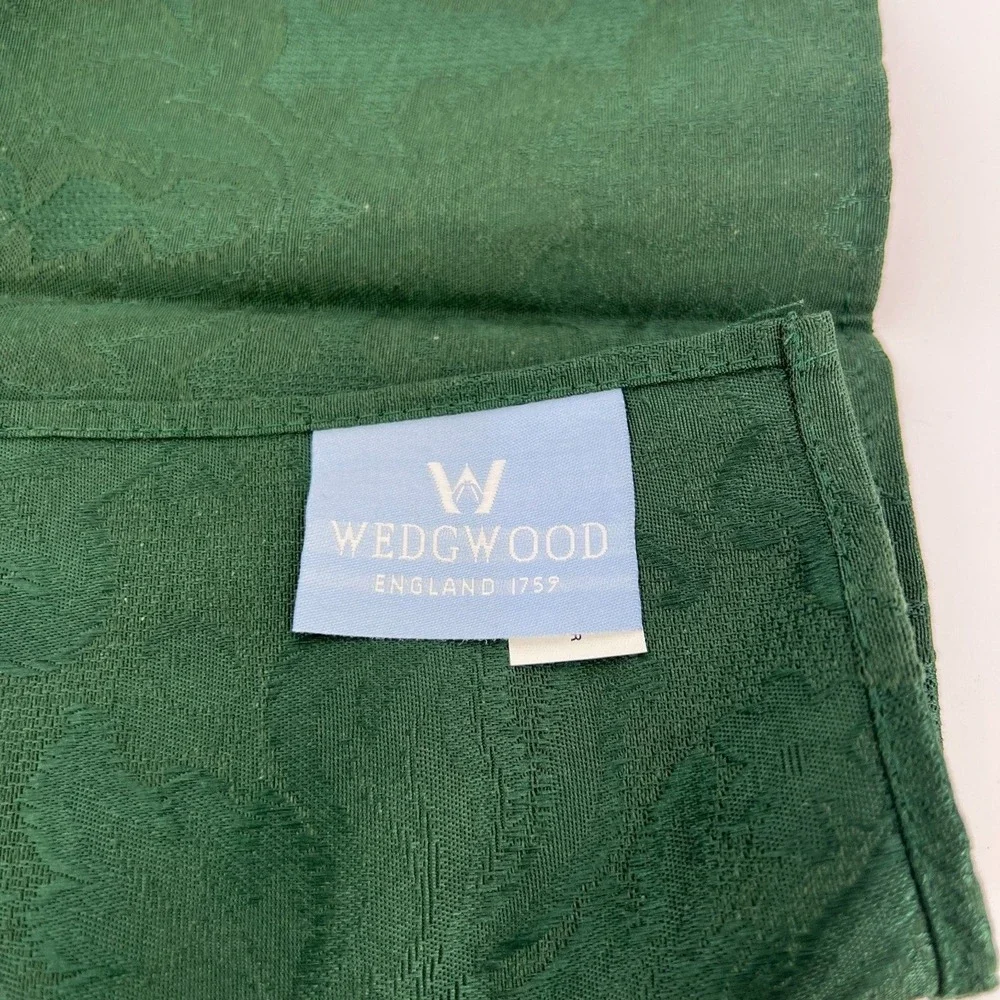 Wedgwood England Napkins Set of 6 Brighton Moon Green Floral Elegant Table Decor